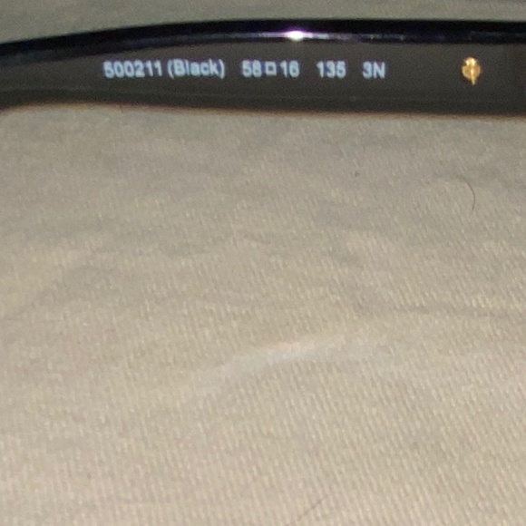 Coach sunglasses with case - Picture 4 of 7